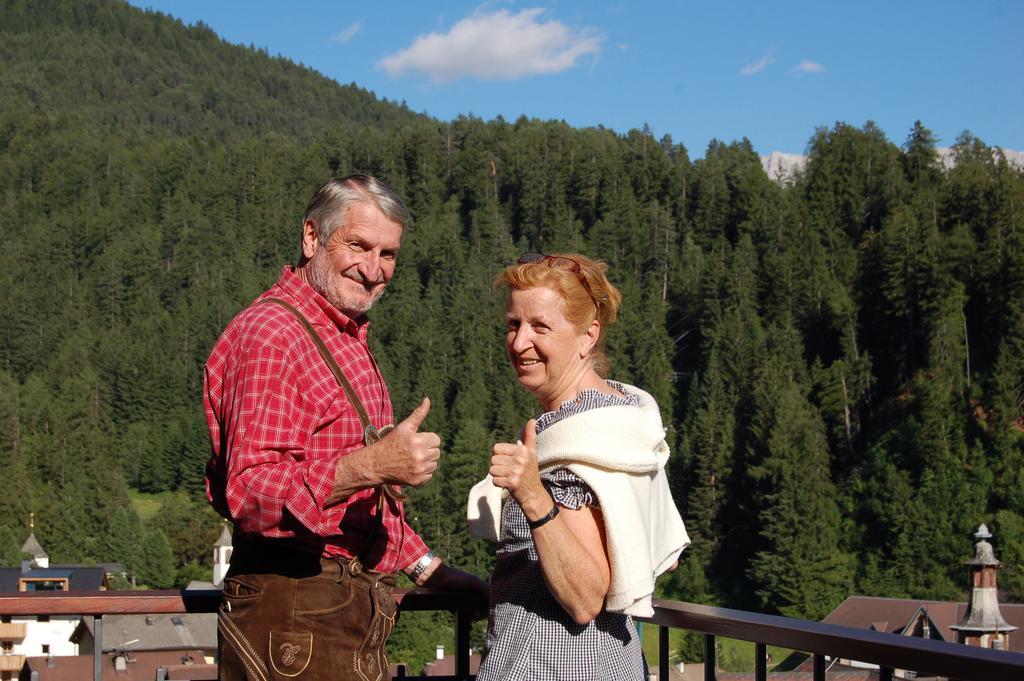 Villa Quenz Family Suites Ortisei Esterno foto